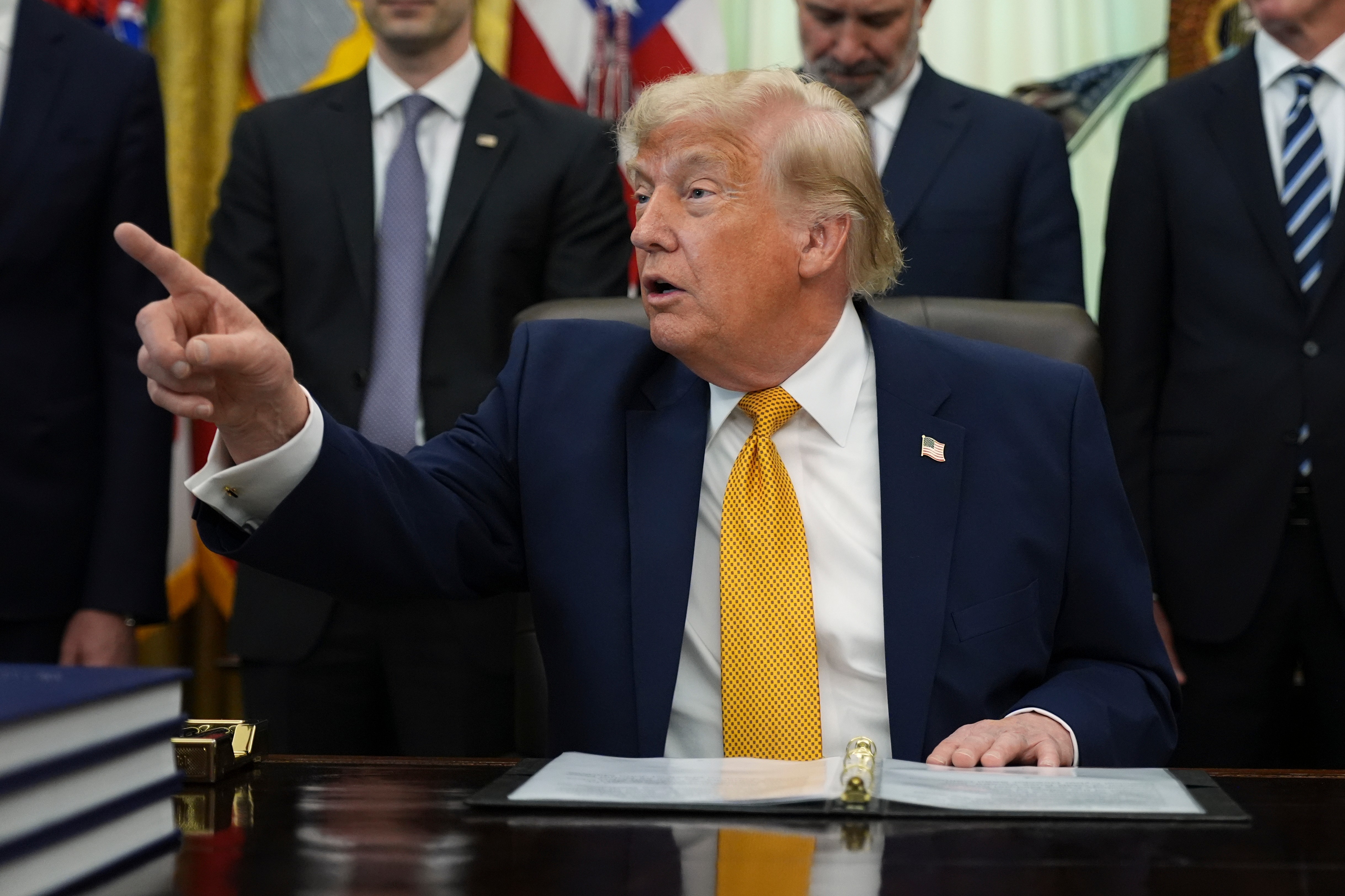 Governo Trump sanciona brasileiros e empresas por suposto elo com o PCC