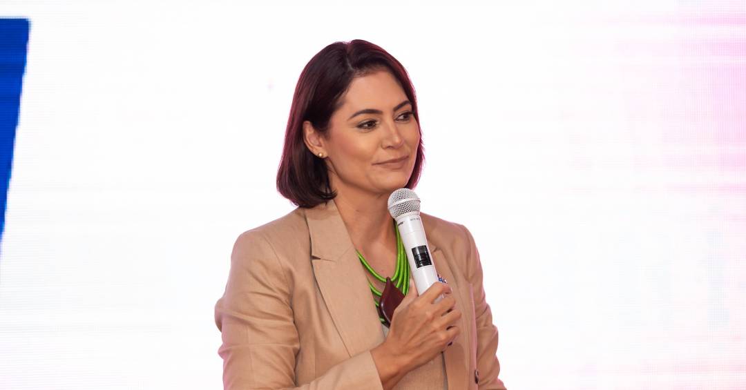 Michelle Bolsonaro lança campanha para ter mulheres do PL como mesárias e fiscais nas eleições