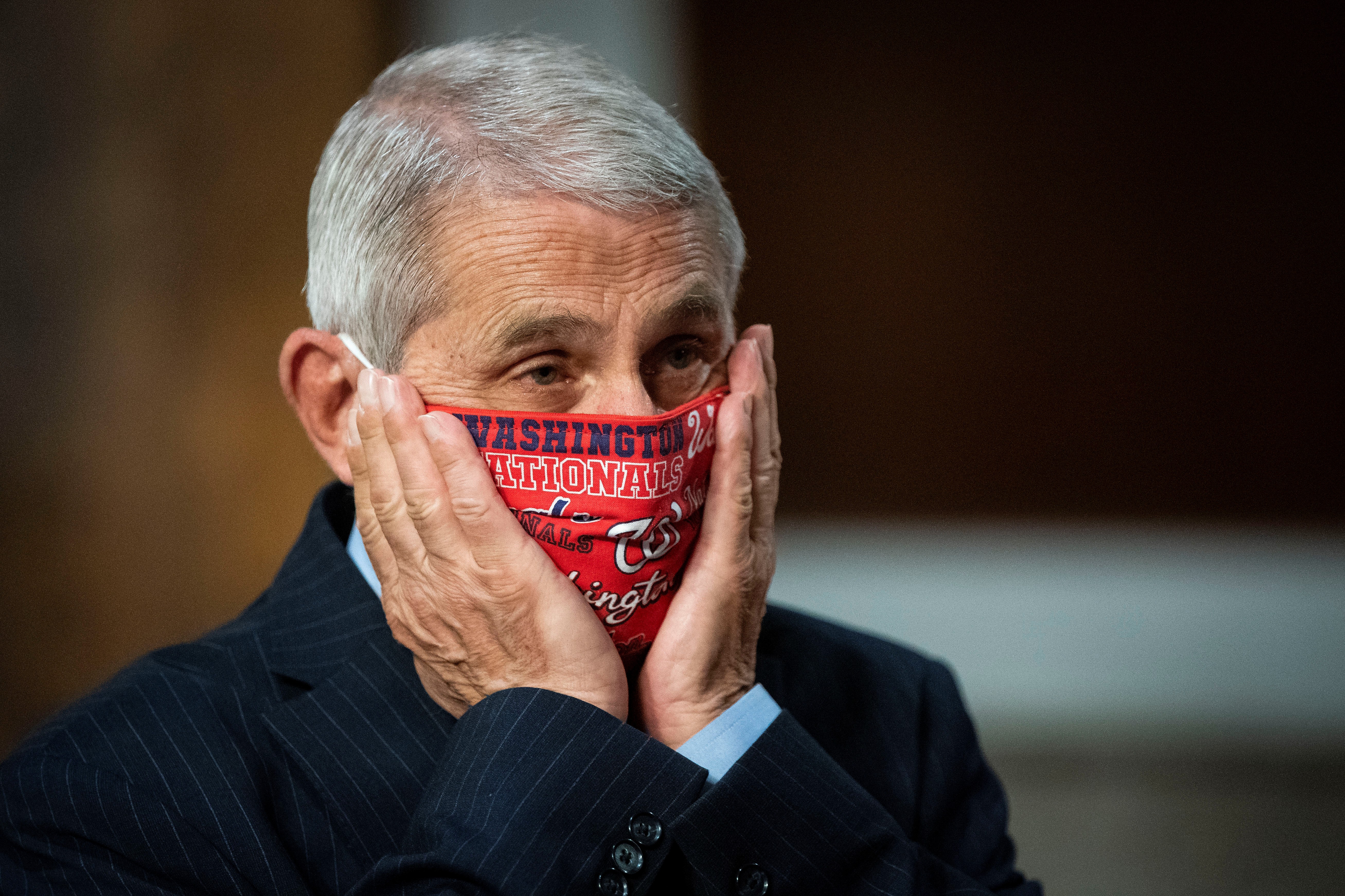 Origem da Covid: Fauci se cala no Senado dos EUA e debate é reacendido