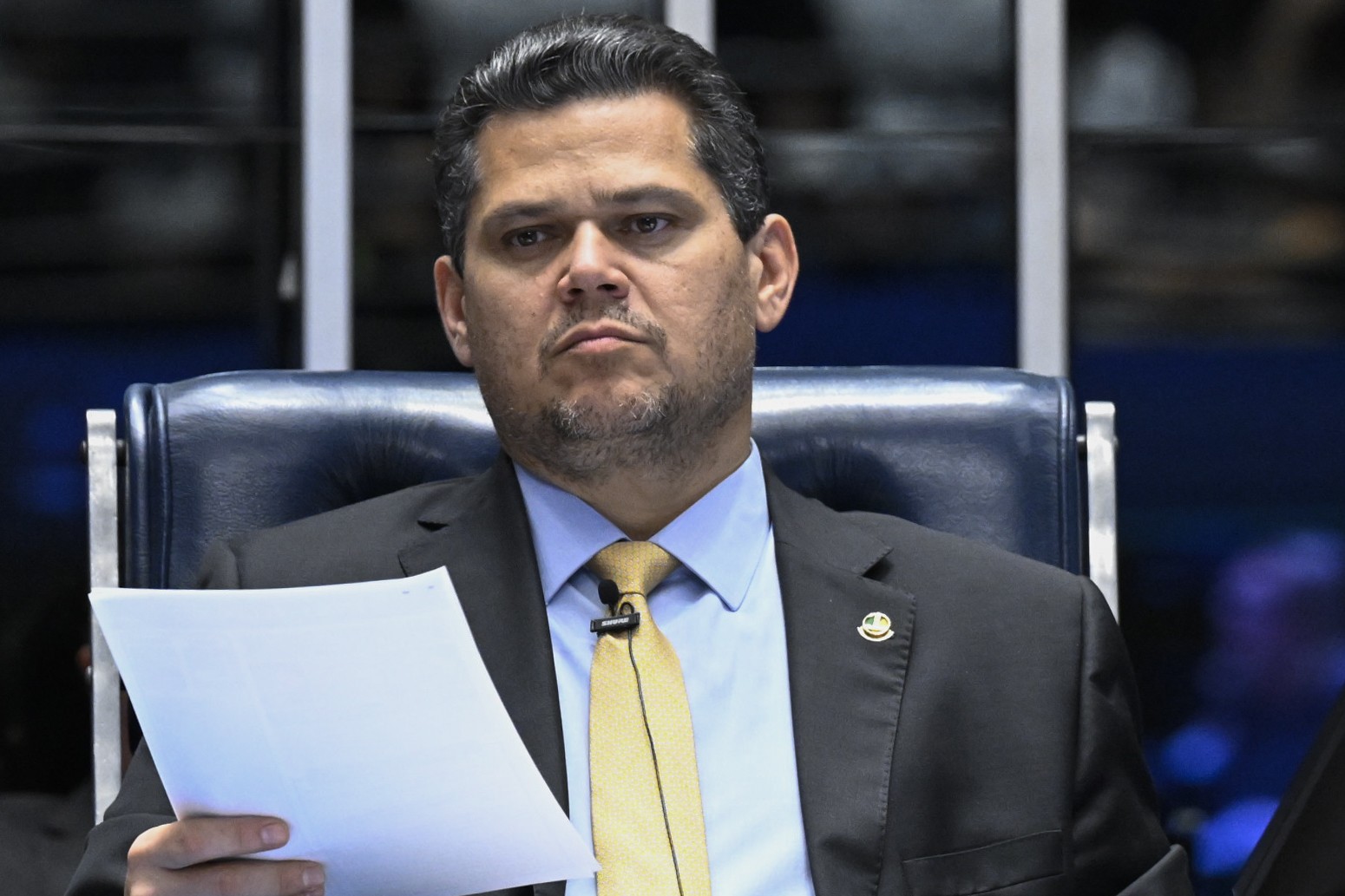 Manobra de Alcolumbre no Congresso mantém proibição da “saidinha” de presos