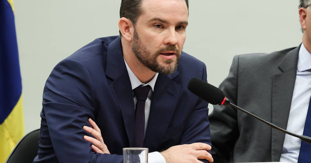 Brasil formaliza plano para emitir títulos da dívida em yuan na China