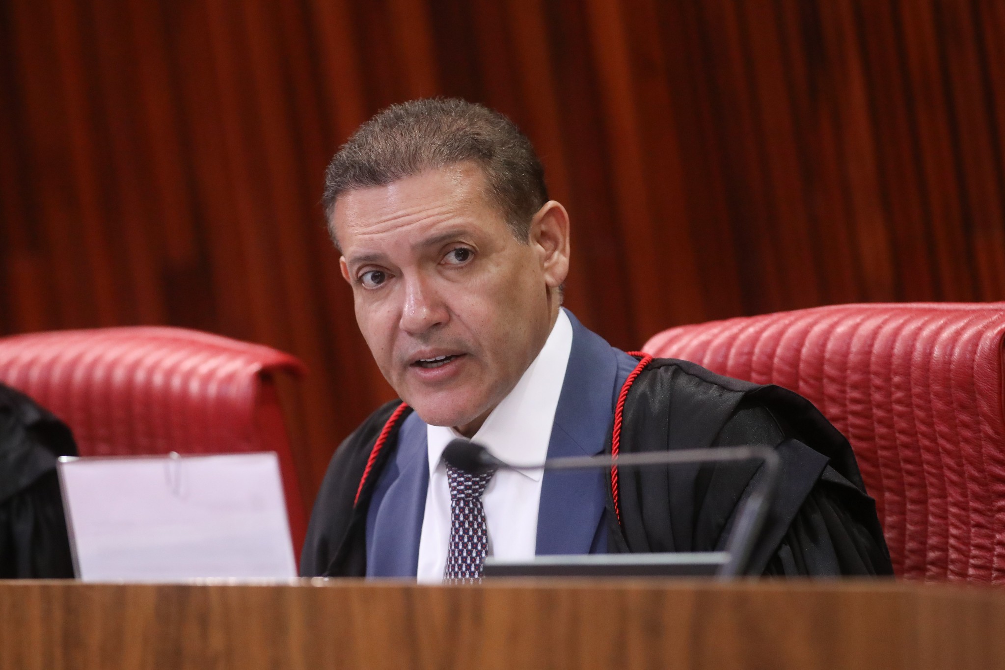 Nunes Marques defende urnas e diz que sistema é "patrimônio da democracia"