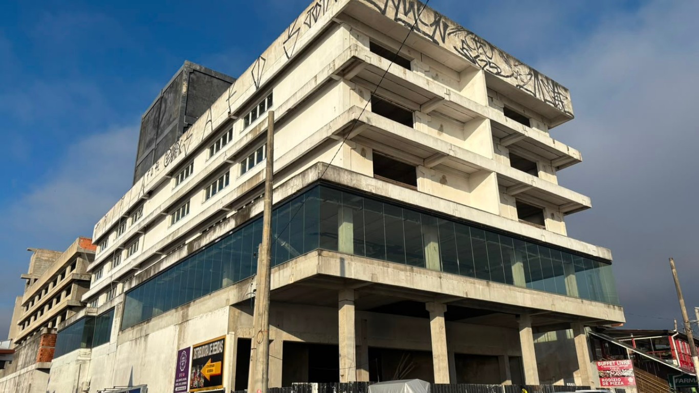Projeto de luxo em Florianópolis vira 'pesadelo' e acumula quase 800 ações na Justiça