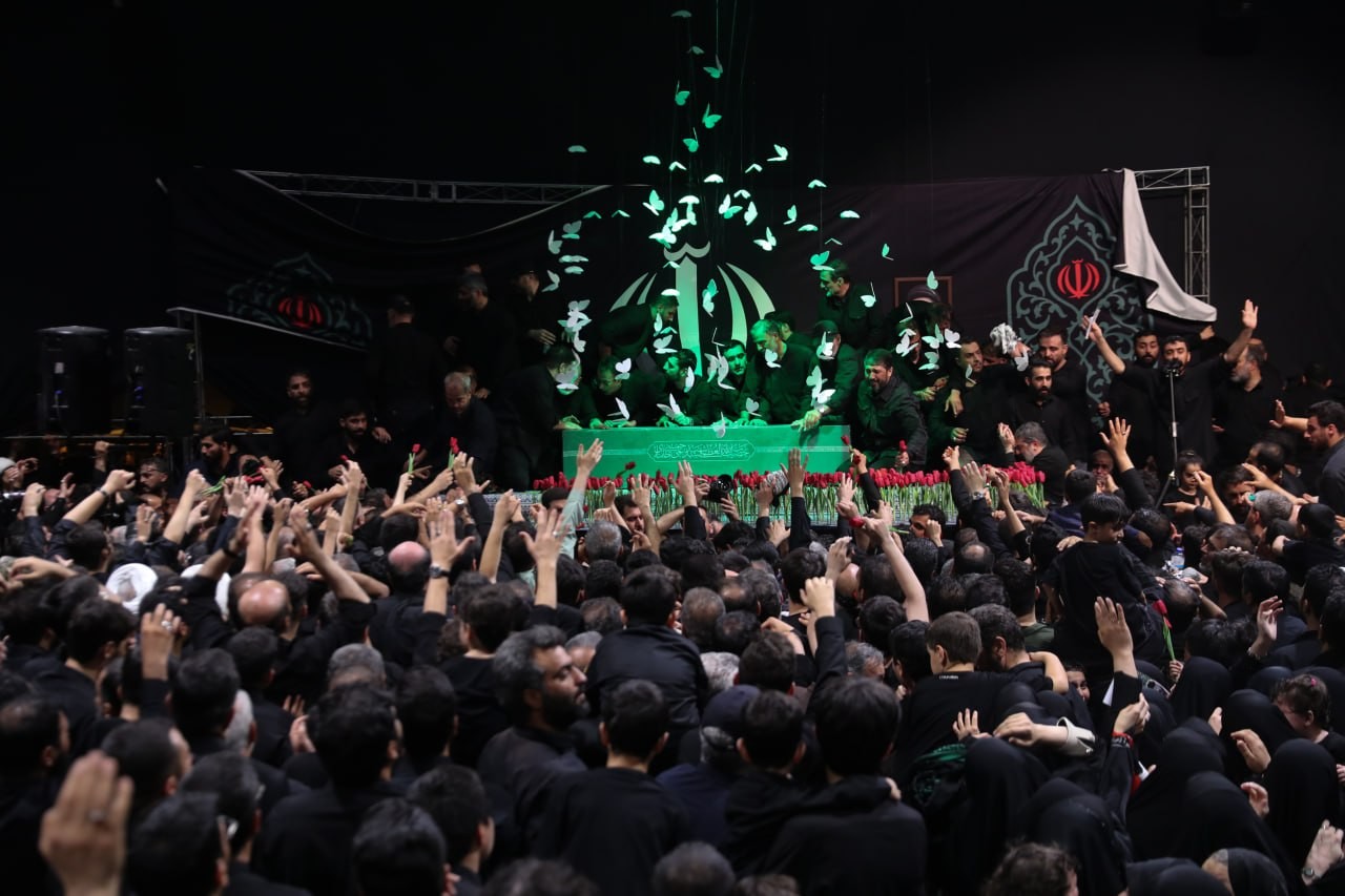 Teerã vira fortaleza para funeral de Ali Khamenei, morto em ataque de Israel e EUA