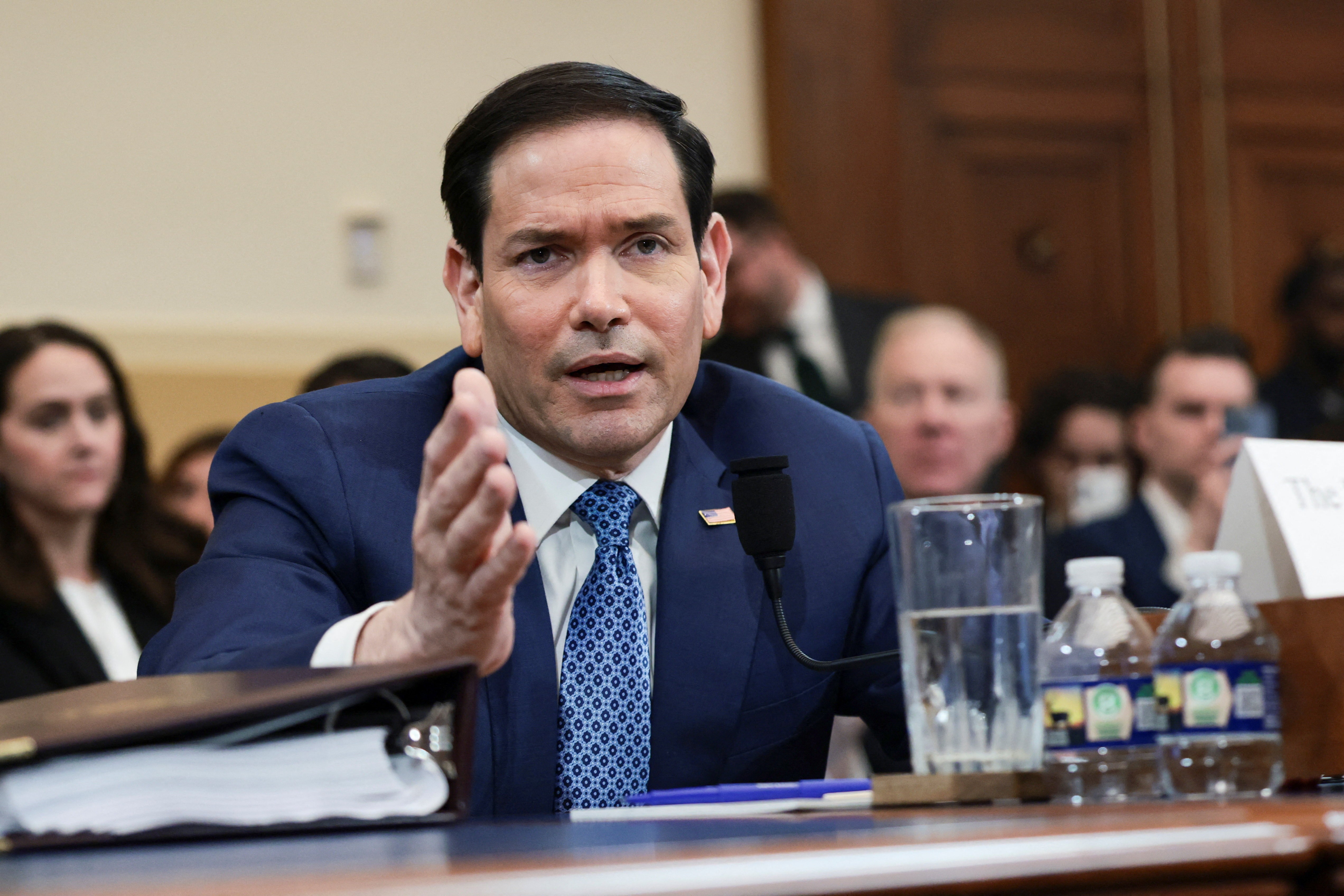 Rubio promete destravar ajuda à Ucrânia, mas alerta para risco de escalada na guerra