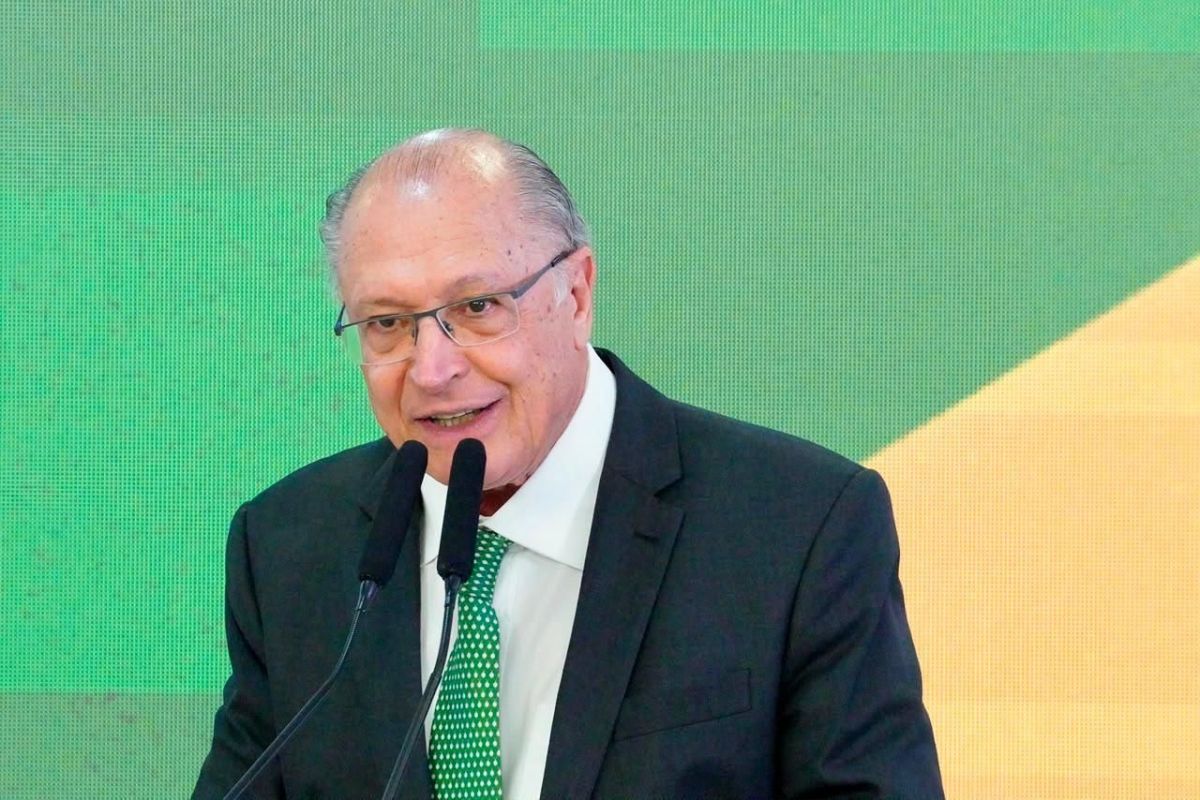 Alckmin defende prender integrantes de facções e apoia PEC da Segurança