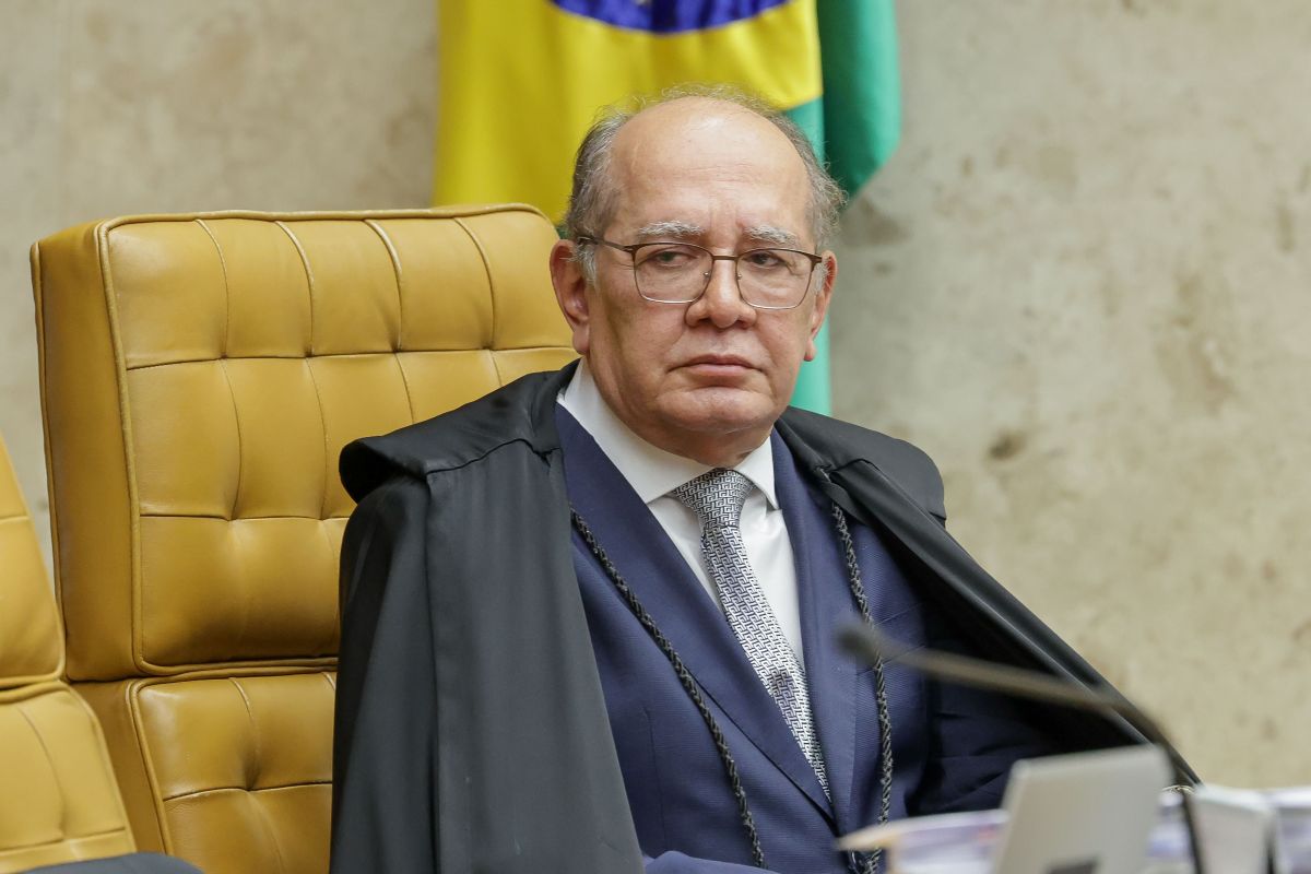 Gilmar Mendes recua e manifesta confiança em André Mendonça no STF