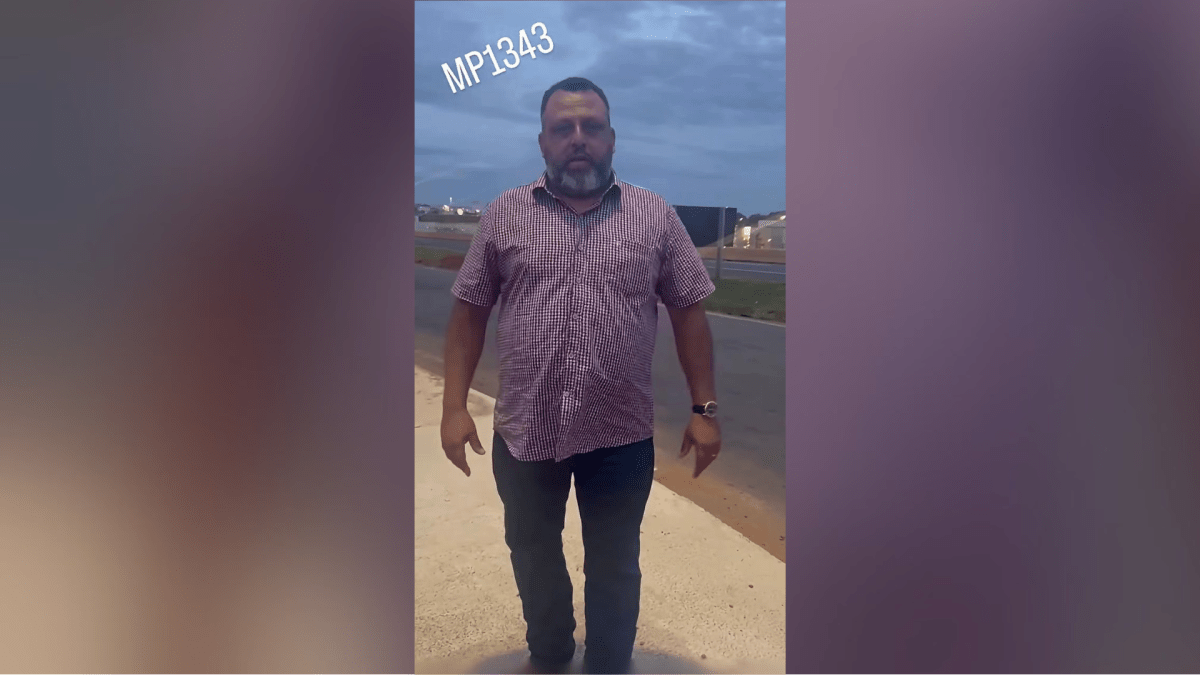 Caminhoneiros iniciam paralisação em SP para pressionar Senado por MP do Frete