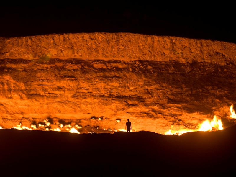Cratera na Sibéria avança até 30 metros por ano e expõe clima de 650 mil anos atrás
