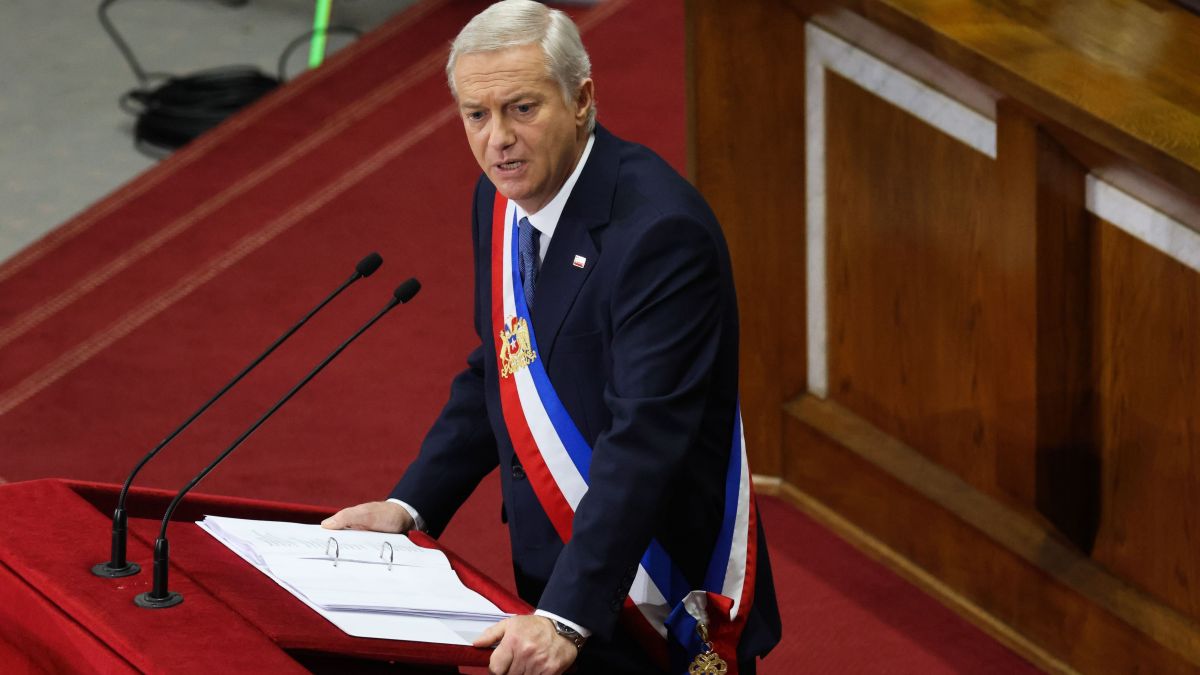 Morte de menino de 12 anos em assalto choca o Chile e pressiona governo