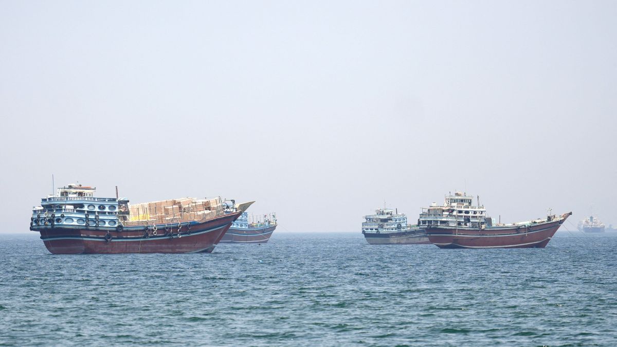 EUA realizam ataques contra o Irã após ofensiva a navio comercial