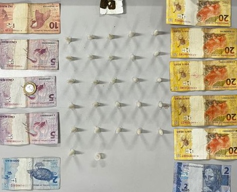 Polícia Militar prende homem por tráfico de drogas em Barueri