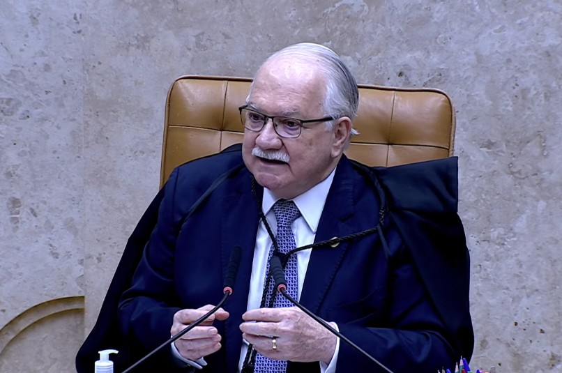 Fachin busca resolver impasse entre TSE e Zanin sobre prorrogação da votação