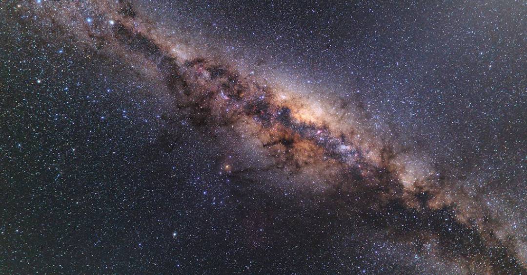 Cientistas encontram possíveis ‘ossos’ de galáxia devorada pela Via Láctea