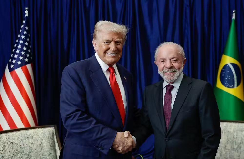 Trump telefona para Lula às vésperas de encontro do brasileiro com Joe Biden