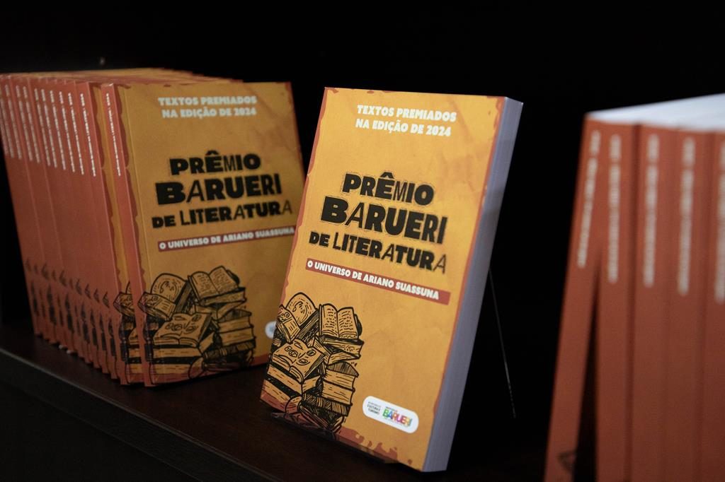 Prêmio Barueri de Literatura 2026 pagará R$ 52,5 mil a escritores