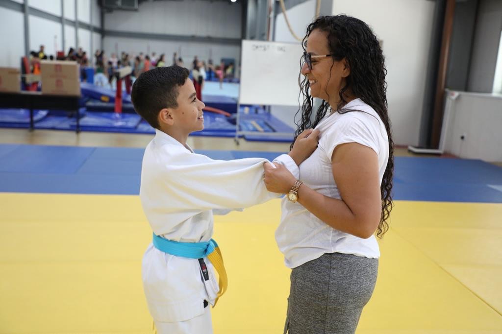 Esporte em Barueri: aulas gratuitas unem mães e filhos e promovem saúde