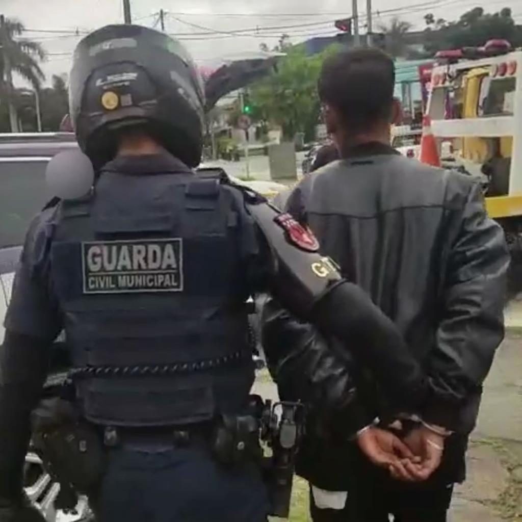Tecnologia e ação integrada da GCM resultam em prisões em Barueri
