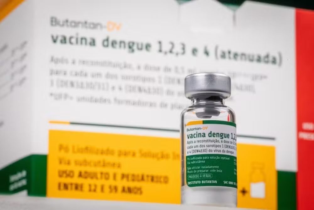 Saúde suspende vacina da dengue do Butantan após reações adversas