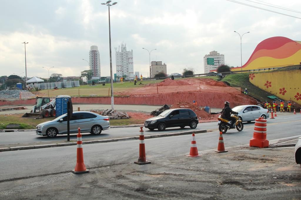 Transporte em Barueri: Ponto de ônibus para Jardim dos Altos e Engenho Novo muda de local