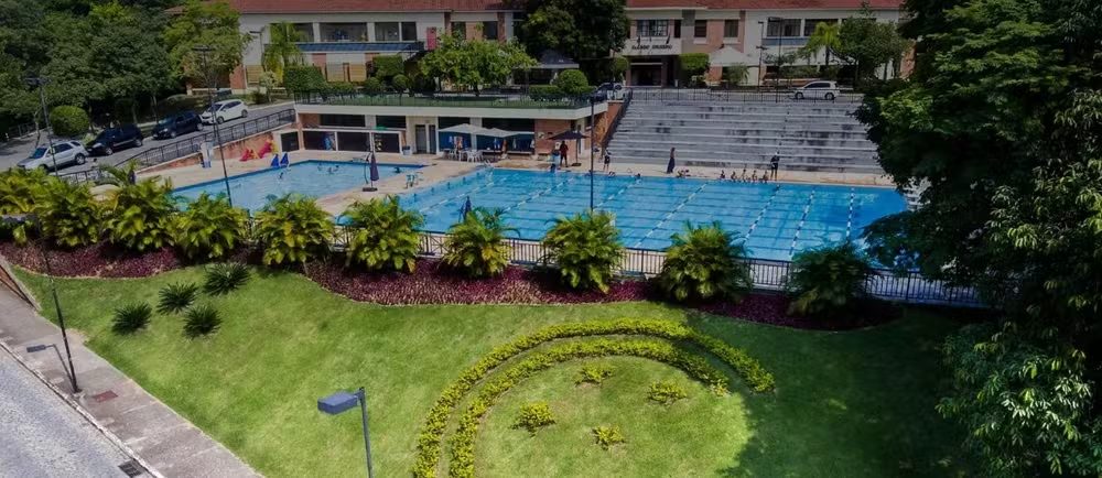 Polícia investiga lista que classifica alunas de colégio no Rio por categorias sexuais