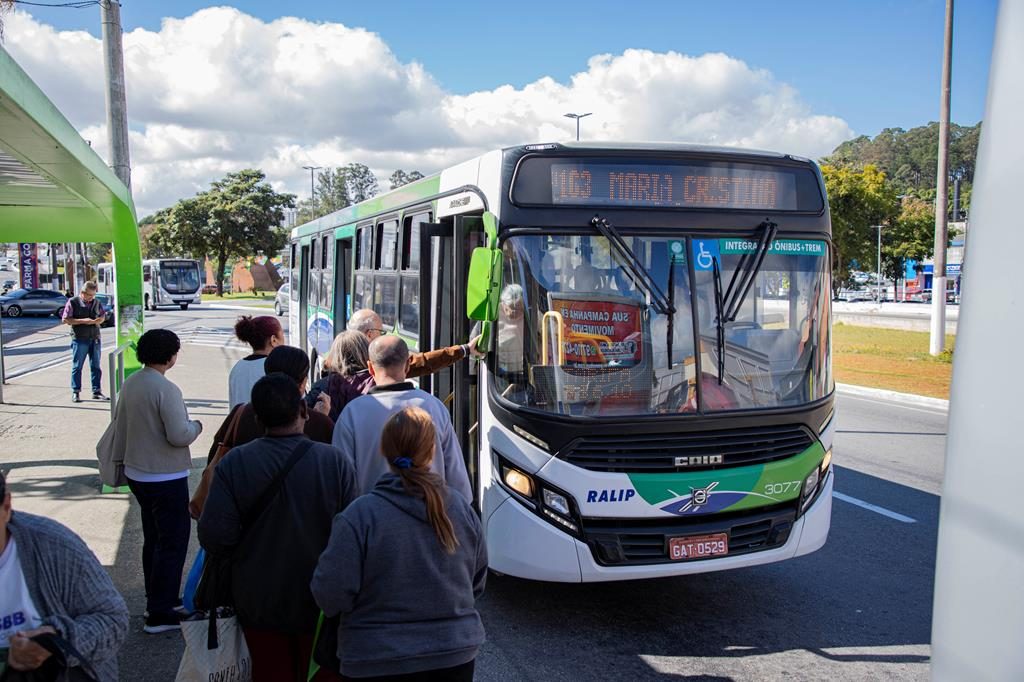 Barueri: Quatro linhas de ônibus têm trajeto alterado no sentido bairro