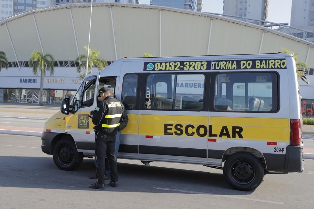 Volta às aulas: Barueri realiza vistoria obrigatória do transporte escolar em julho