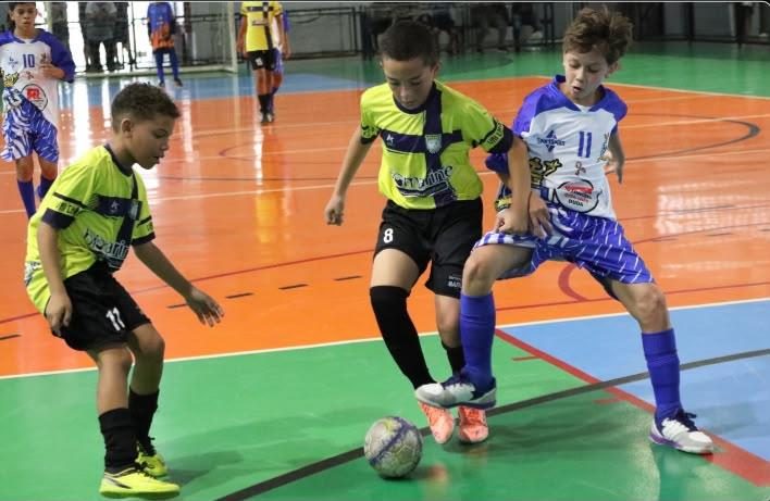 Amador de Barueri: Base tem fim de semana com goleadas e jogos definidos nos detalhes