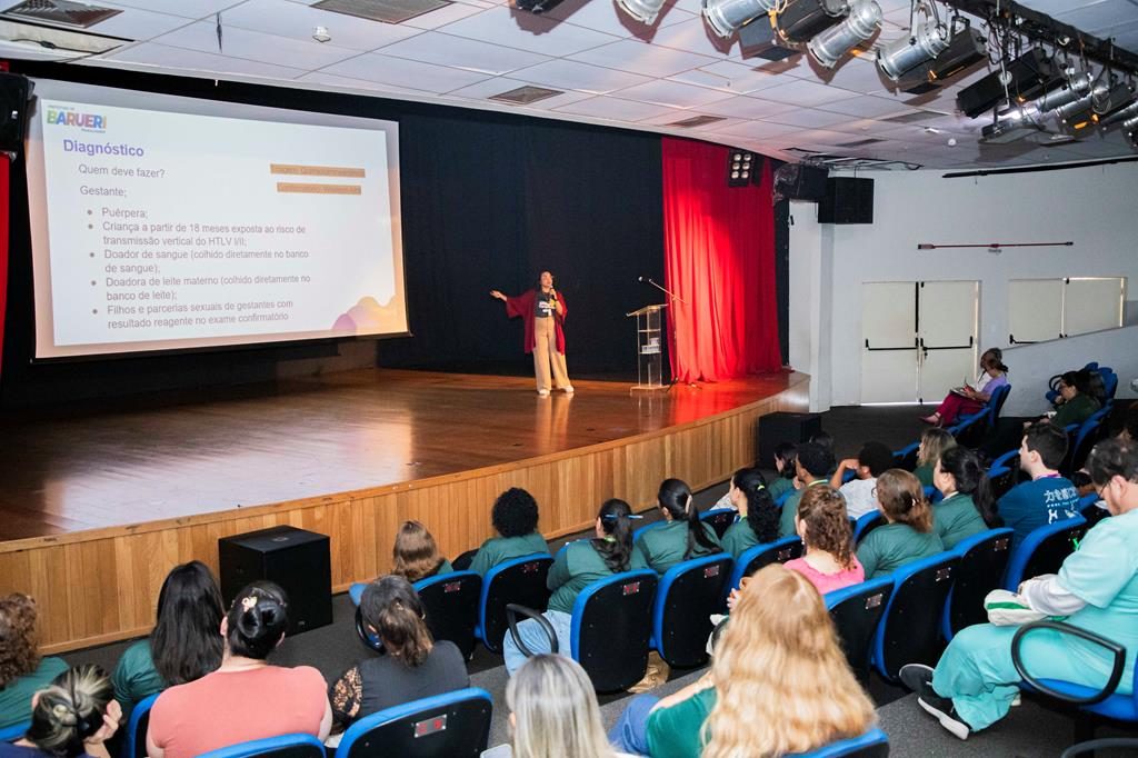 Saúde de Barueri promove seminário para atualizar profissionais sobre HIV, sífilis e outras ISTs