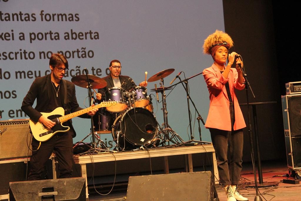 Femupo 2026: Festival de Música de Barueri terá show de Luedji Luna e jurados renomados