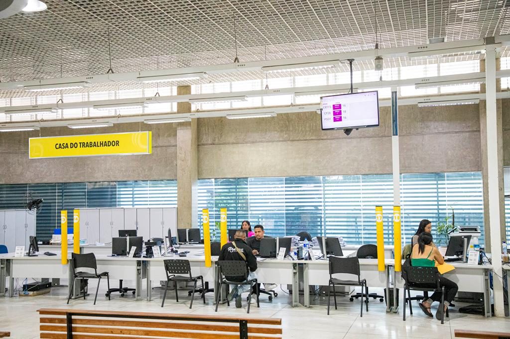 Casa do Trabalhador de Barueri tem 36 vagas de emprego com salários de até R$ 3,8 mil