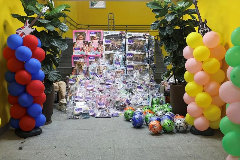 Secretaria da Família de Barueri celebra Dia das Crianças com oficinas e entrega de brinquedos